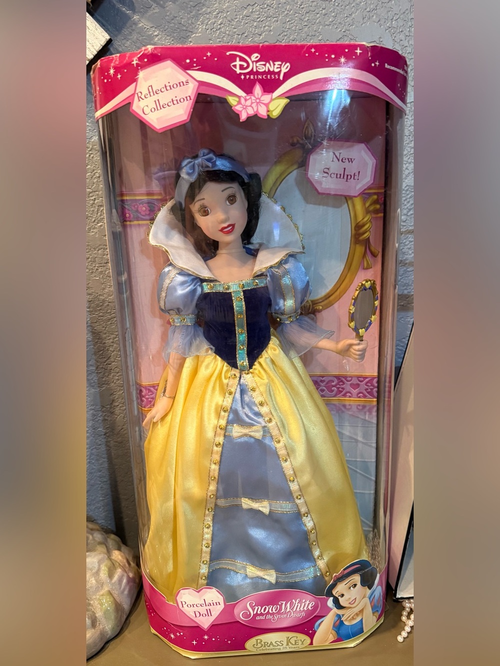 NIB vintage Disney Snow White Porcelain Doll